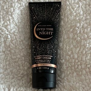 Bath & Body Works Into The Night Body Cream - 8 ounce